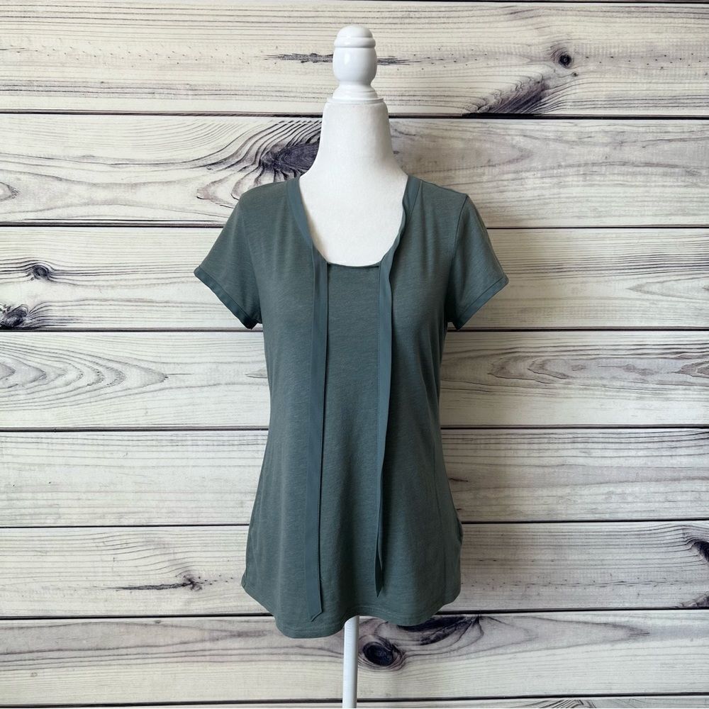 Gap Green Lightweight Tie Scoop Neckline Short Sleeve T-Shirt